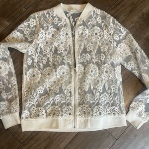 Elegant Floral Lace Bomber Jacket - White